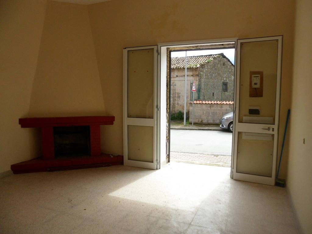 Appartamento a Rotondi in Via Luciano Vaccariello - Foto 2