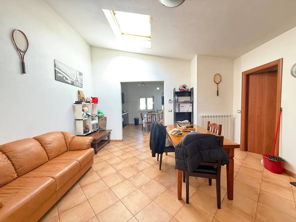 Appartamento a San giovanni teatino in Via Papa Giovanni XXIII - Foto 4
