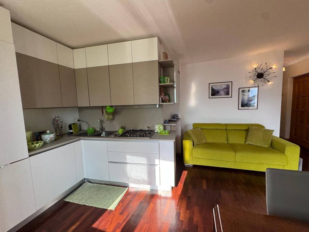 Appartamento a Clusone in Via Bonomo De Bernardi, 8 - Foto 4