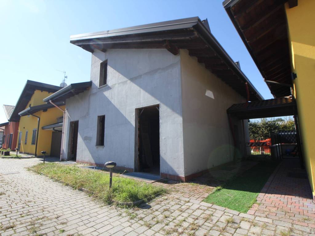 Villetta a schiera a Fagnano olona in Via Fratelli Bandiera - Foto 5