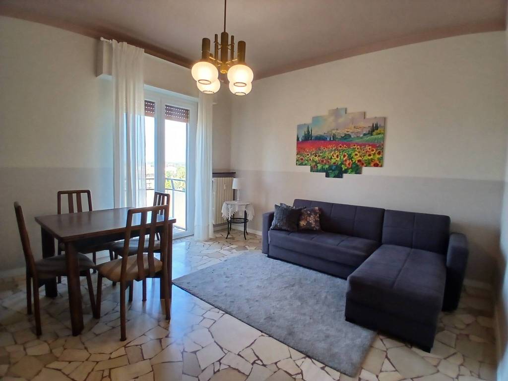 Appartamento a Mortara in Piazza Silvabella - Foto 2