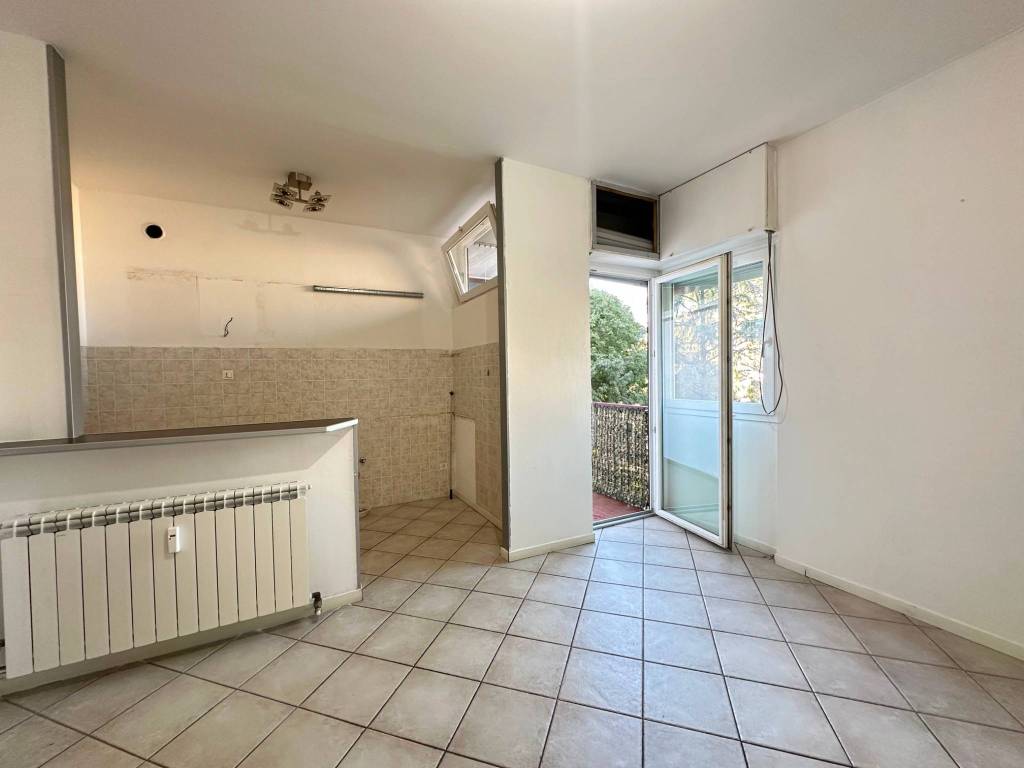 Appartamento a Bologna in Via Modena, 1 - Foto 2