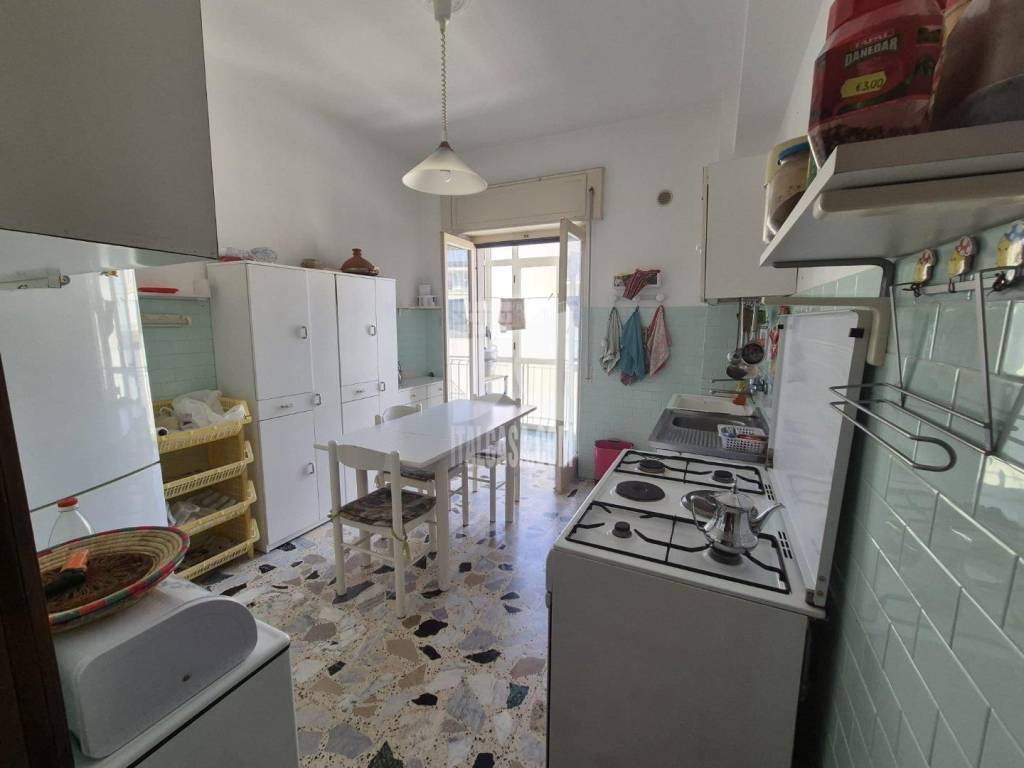 Appartamento a Crotone in via marinella - Foto 2