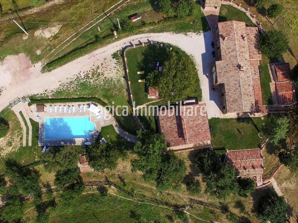 Rustico / casale a Gubbio in Via Torrente di S. Donato - Foto 5