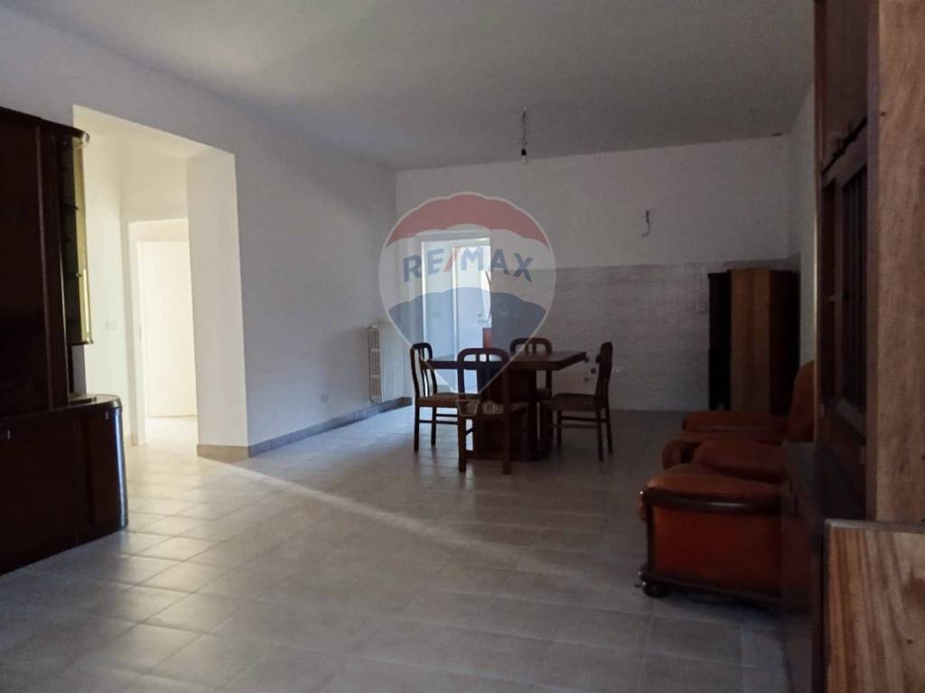 Casa indipendente a Castelvecchio subequo in Via Baglietto, 15 - Foto 3