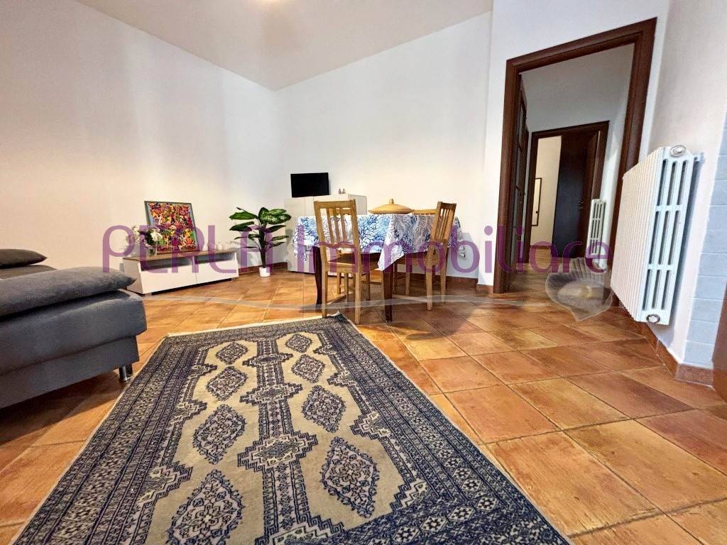 Appartamento a Follonica in Via Bicocchi 99/A - Foto 2