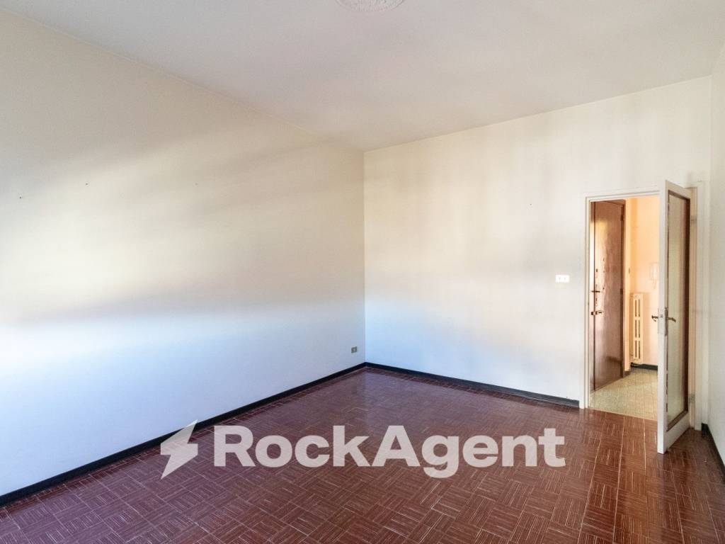 Appartamento a Catanzaro in Largo Raffaele Marincola Cattaneo, 22 - Foto 4