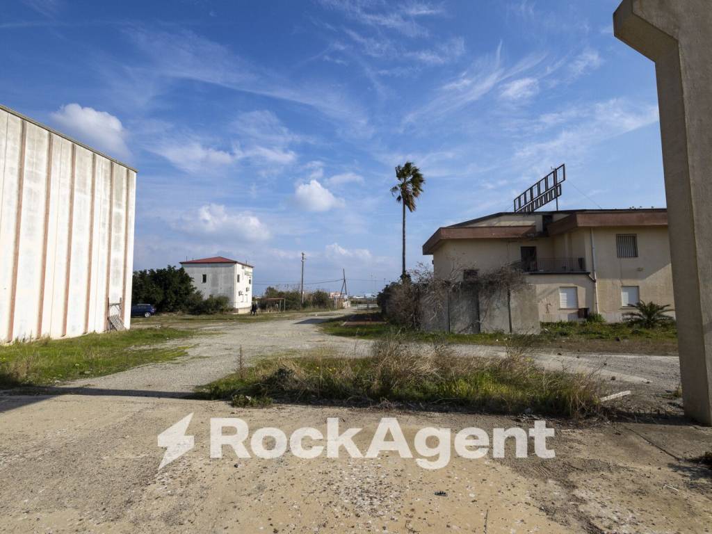 Immobile a Crotone in Strada Statale 107 Silana Crotonese - Foto 5