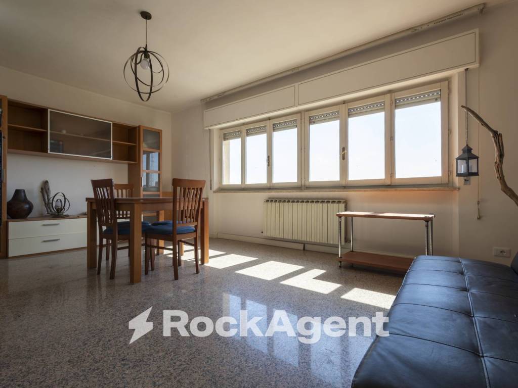 Appartamento a Catanzaro in Viale dei Bizantini, 2 - Foto 2