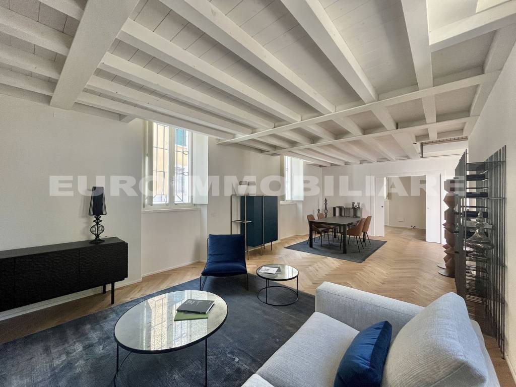 Appartamento a Brescia in Piazza Tebaldo, 24 - Foto 2
