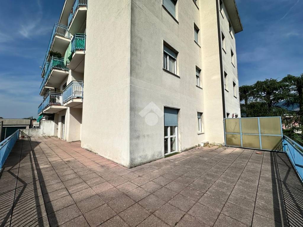 Appartamento a Oggiono in Via per Annone, 045 - Foto 2