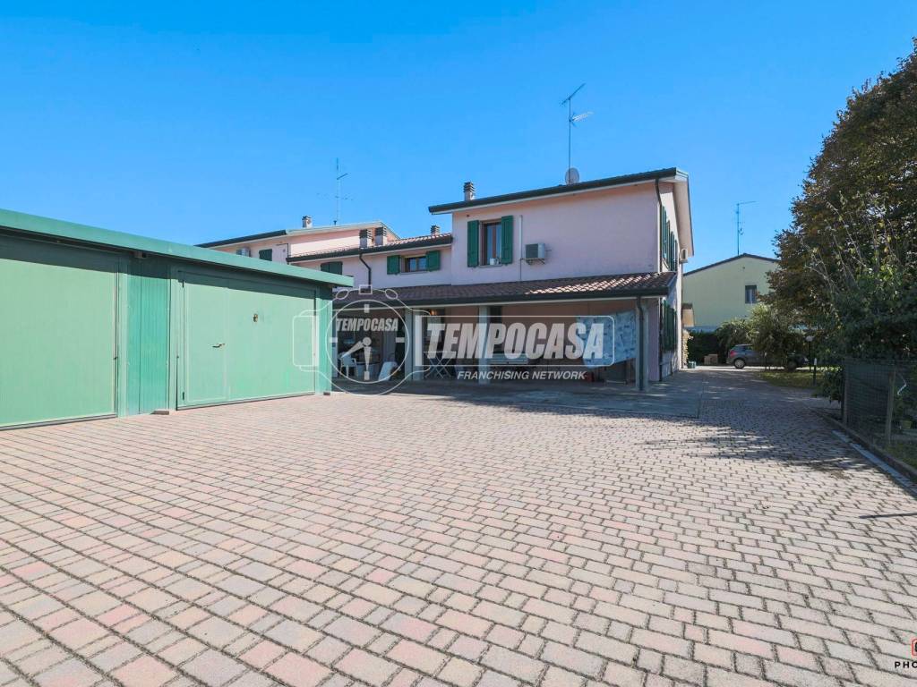 Casa indipendente a Bagnacavallo in Via Sinistra Canale Inferiore - Foto 4