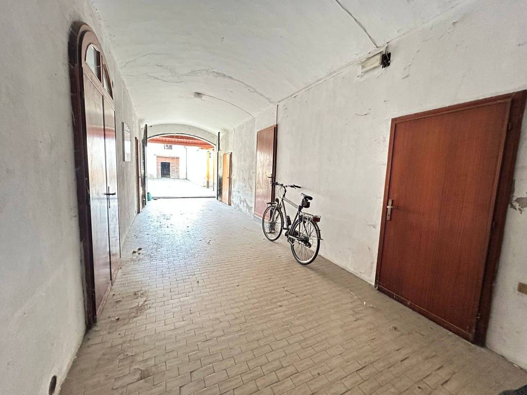 Casa indipendente a Gualtieri in Via Vittorio Emanuele II - Foto 3