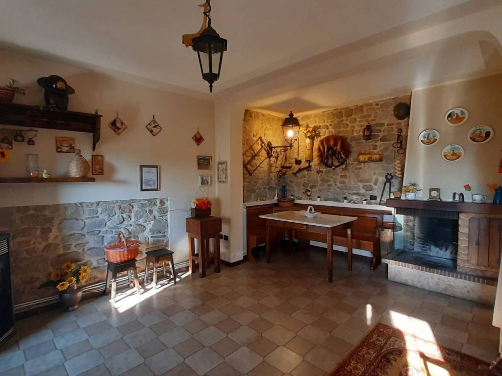 Casa indipendente a Monsummano terme in Via della Gita - Foto 2