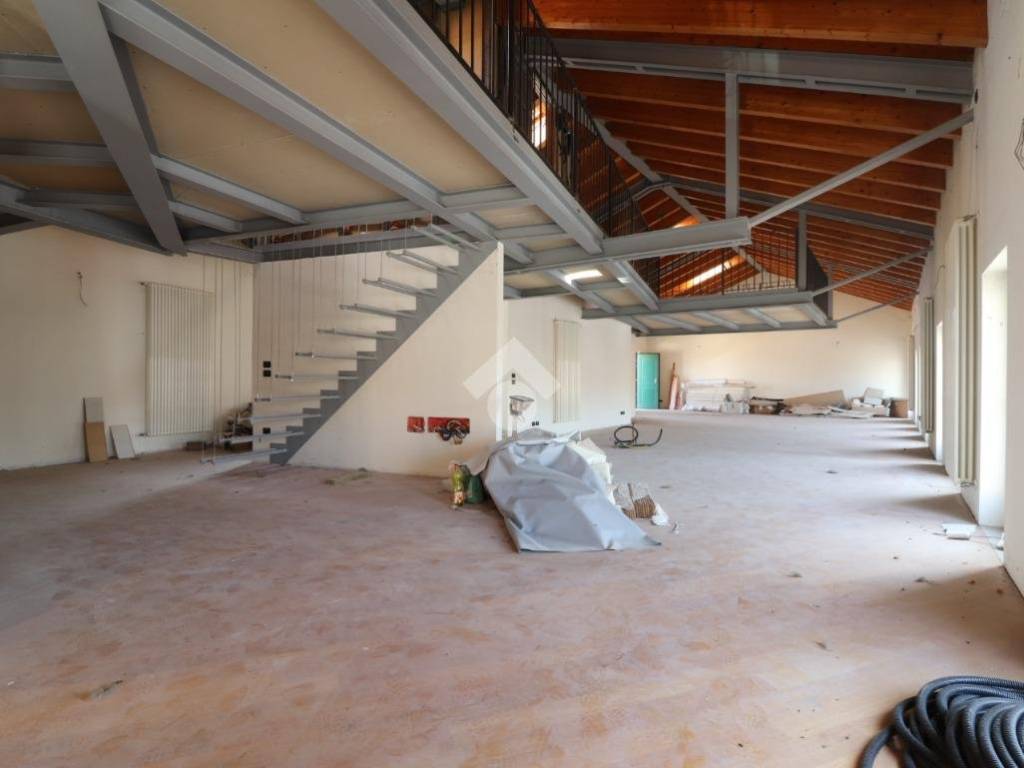 Palazzo / stabile a Mantova in Via verona, 3 - Foto 4