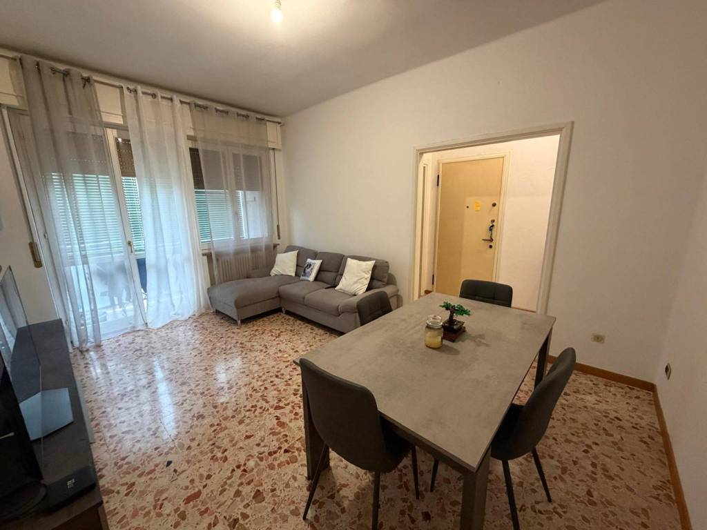 Appartamento a Cremona in Via Geremia Bonomelli - Foto 2