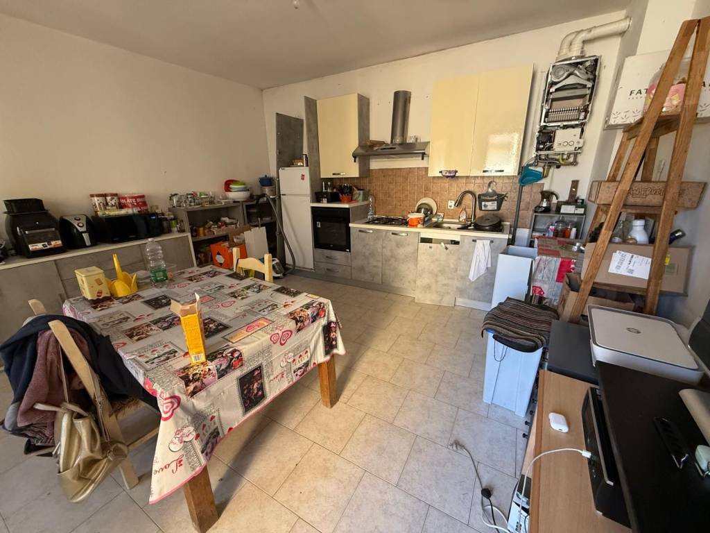 Appartamento a Montichiari in Via Erculiani - Foto 5