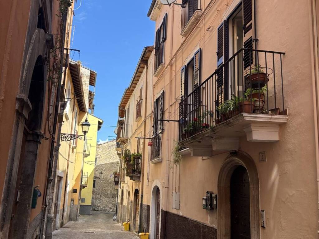 Casa indipendente a Sulmona in Via Vella, 14 - Foto 2
