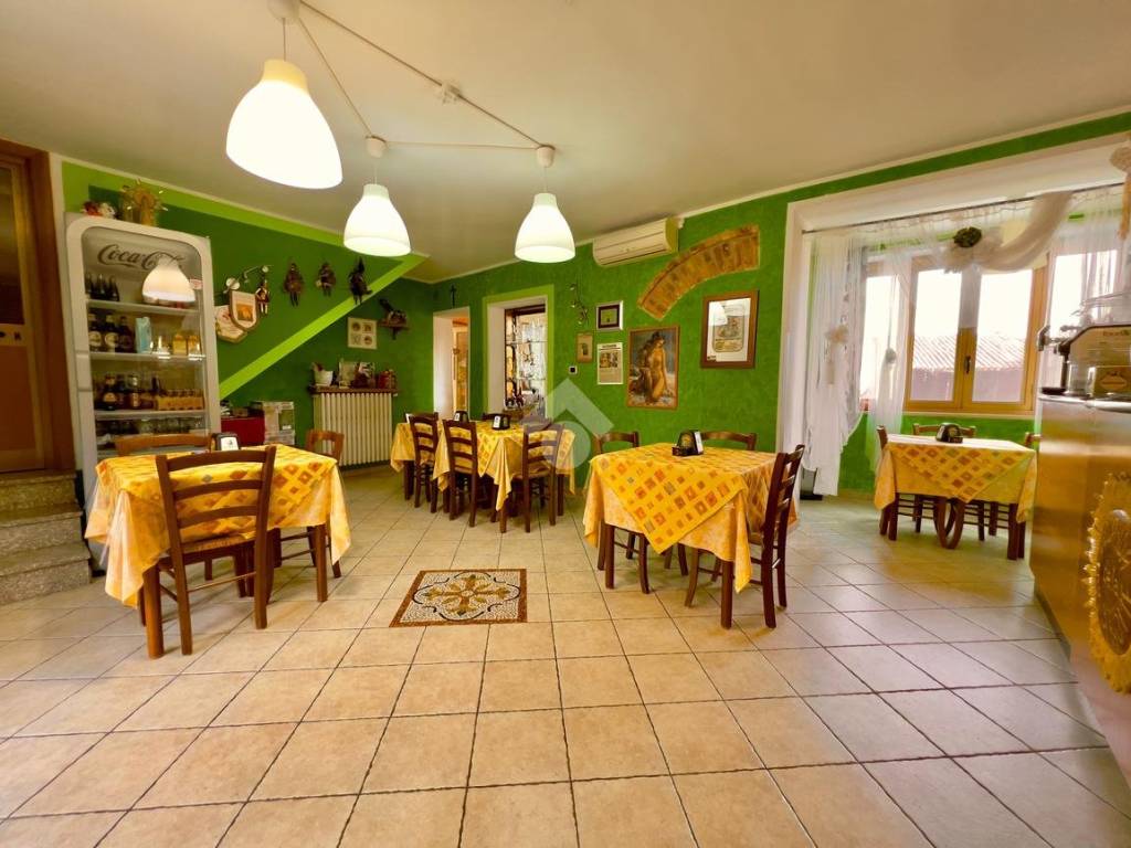 Immobile a Piovà massaia in Piazza Umberto I, 1 - Foto 2