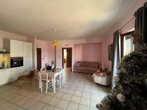 Appartamento a Santa maria a vico in Via Fiume - Foto 5