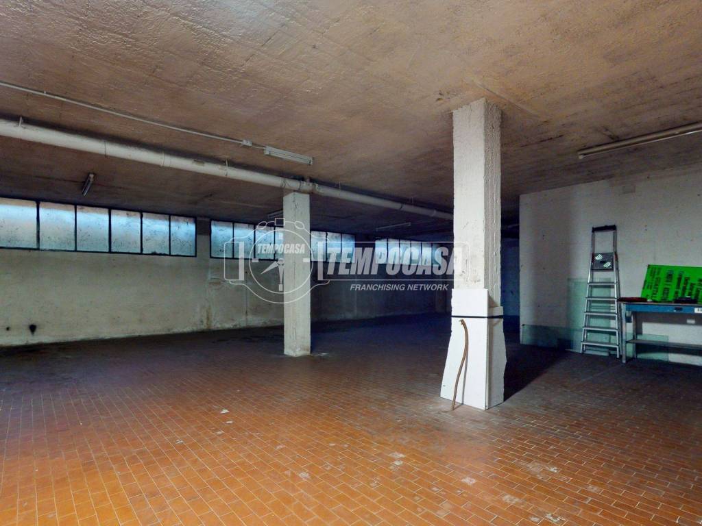 Box / garage a Mantova in Via Vittorino da Feltre 52 - Foto 2