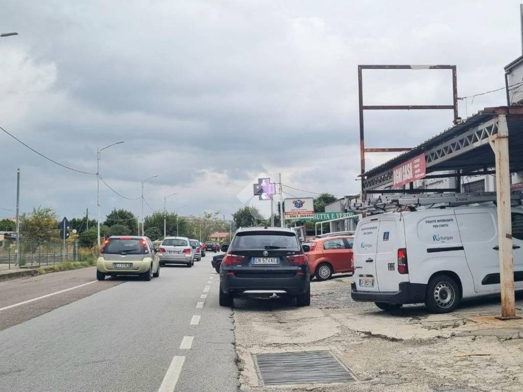 Box / garage a Borgia in Via Risorgimento, 19 - Foto 2