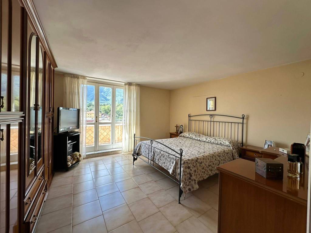 Appartamento a Cava de' tirreni in Piazza Felice Baldi - Foto 3