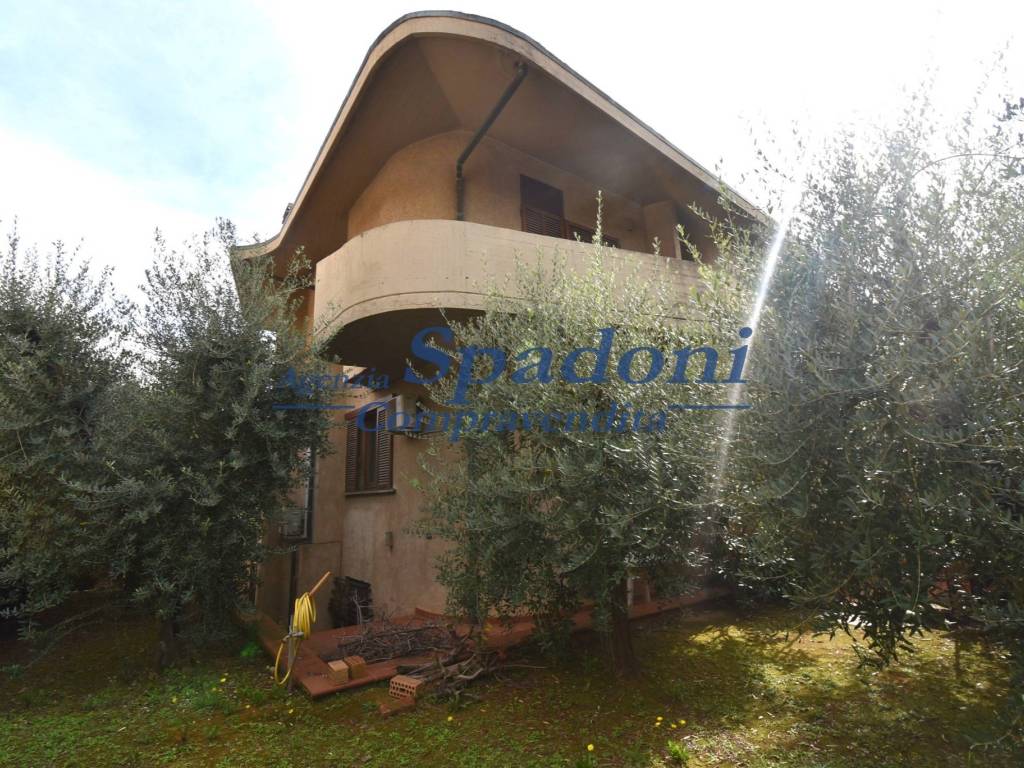 Villa a Monsummano terme in Via Paolo Casciani, 60 - Foto 3