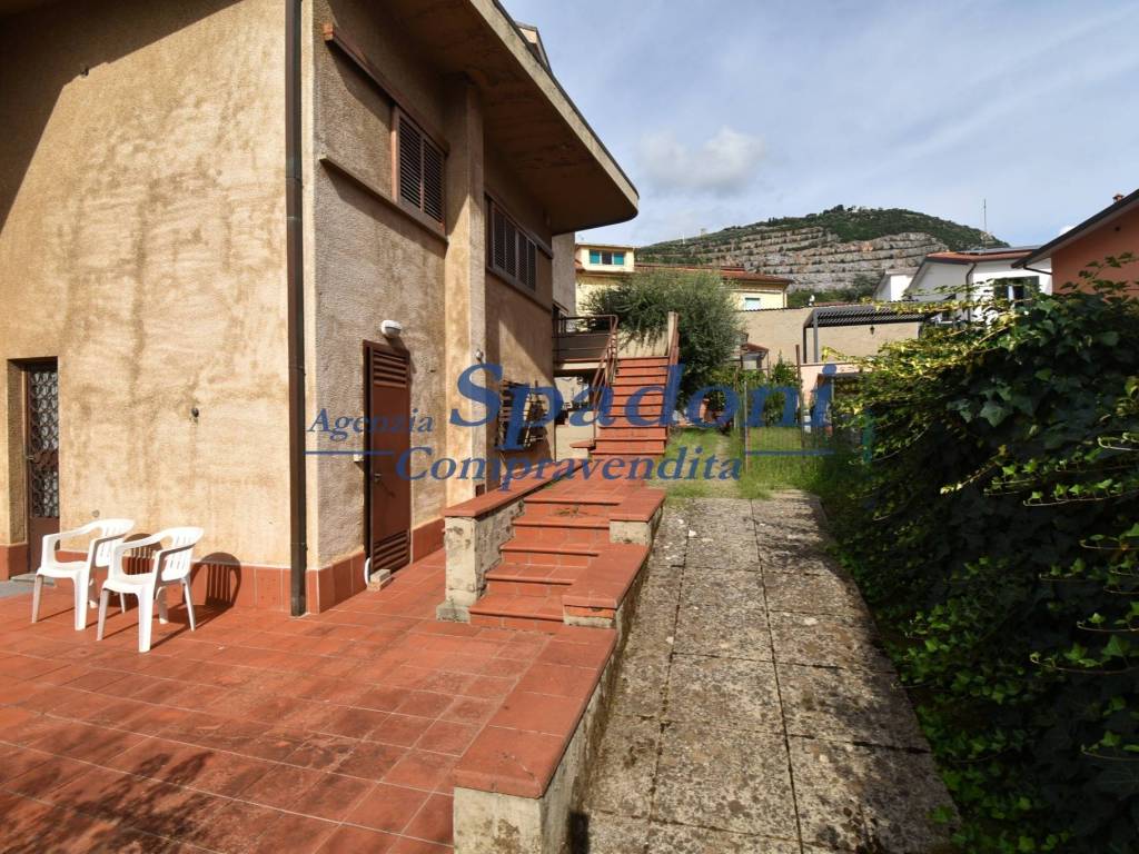 Villa a Monsummano terme in Via Paolo Casciani, 60 - Foto 4