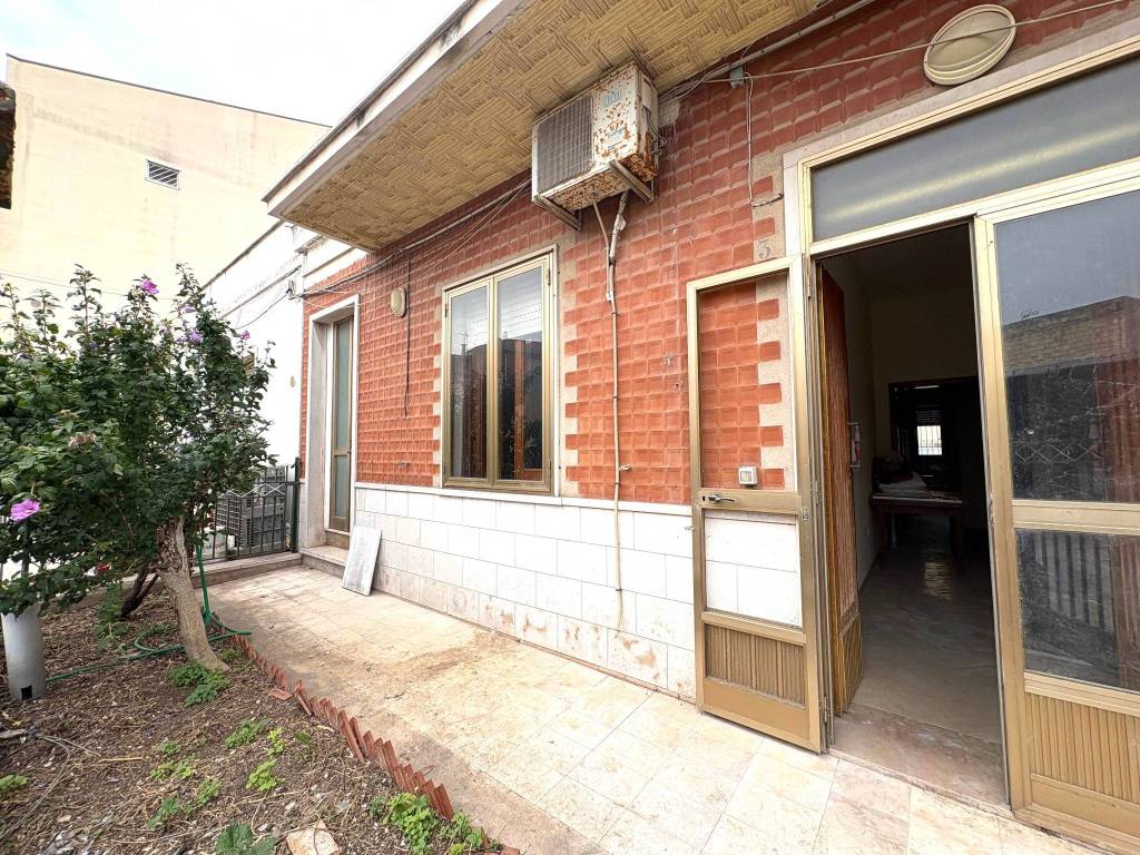 Casa indipendente a Apricena in Via Piave, 2 - Foto 3