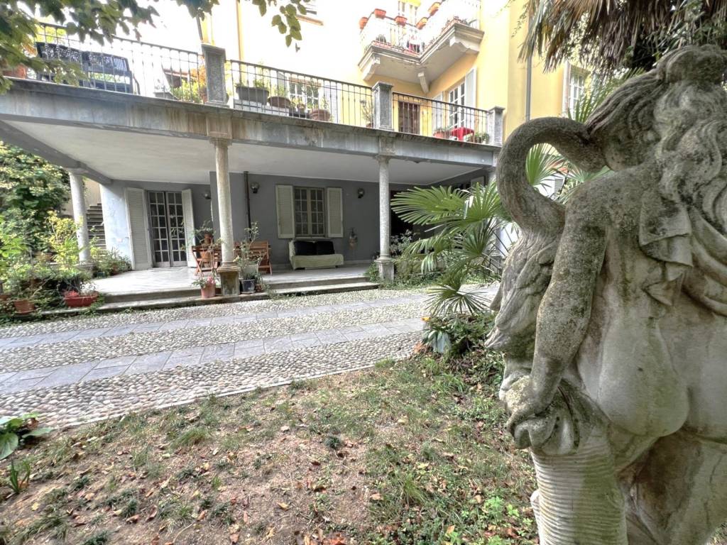 Appartamento a Cantù in Via Ettore Brambilla, 26 - Foto 2