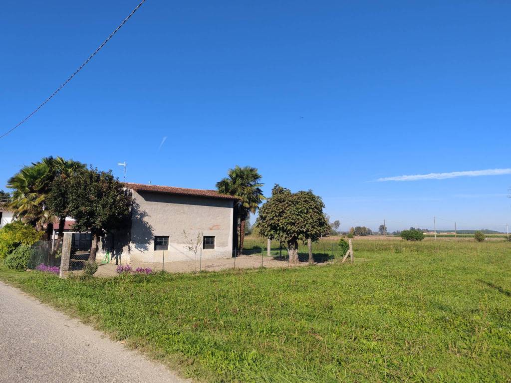 Casa indipendente a Motta baluffi - Foto 2
