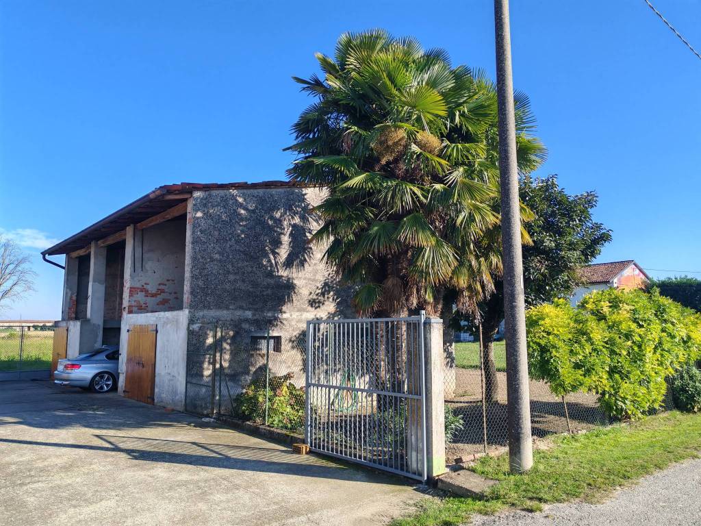 Casa indipendente a Motta baluffi - Foto 5
