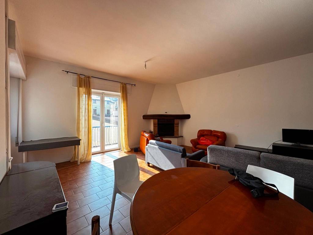 Casa indipendente a Moniga del garda in Via Magenta - Foto 2