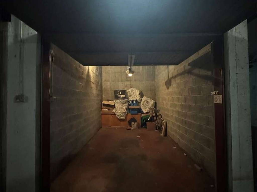 Box / garage a Verbania in VIA RENZO BOCCARDI, 5 - Foto 3