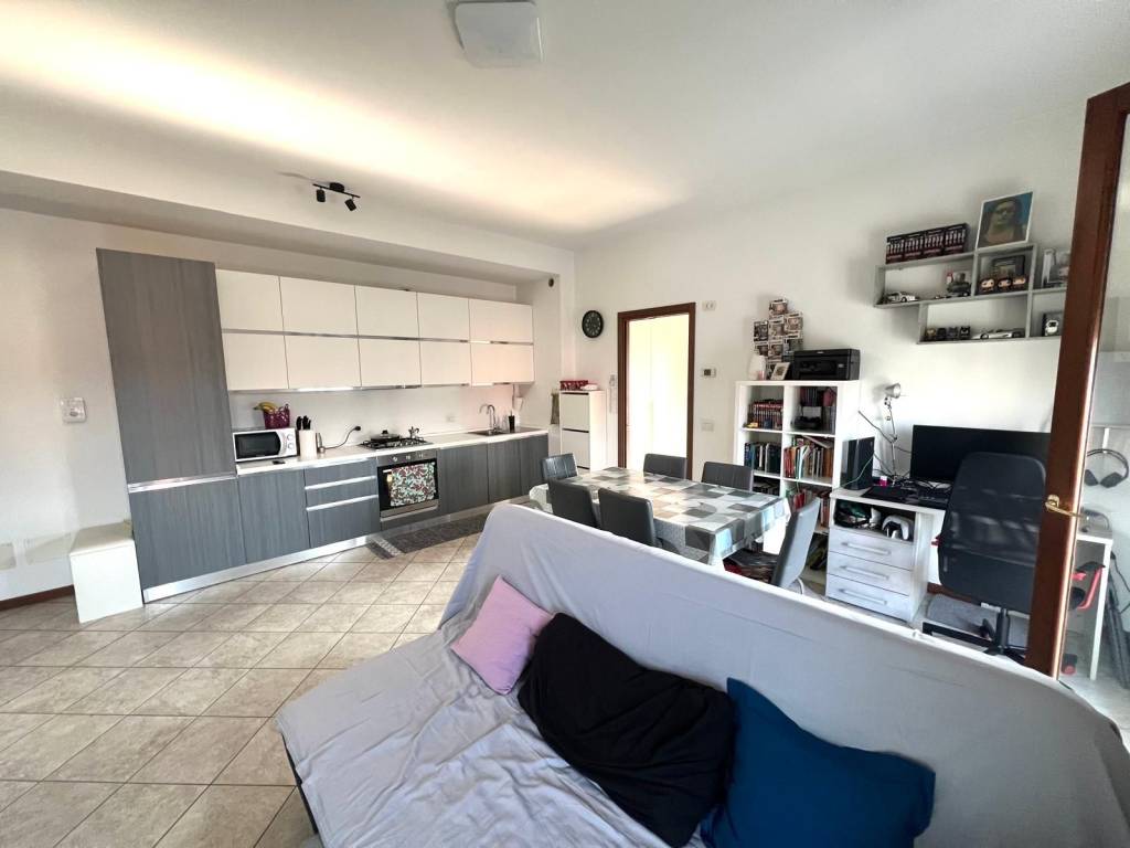 Appartamento a Stezzano in Via Giacomo Puccini, 2 - Foto 3