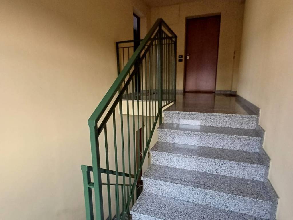 Appartamento a Brembate in VIA TIEPOLO 62 - Foto 4