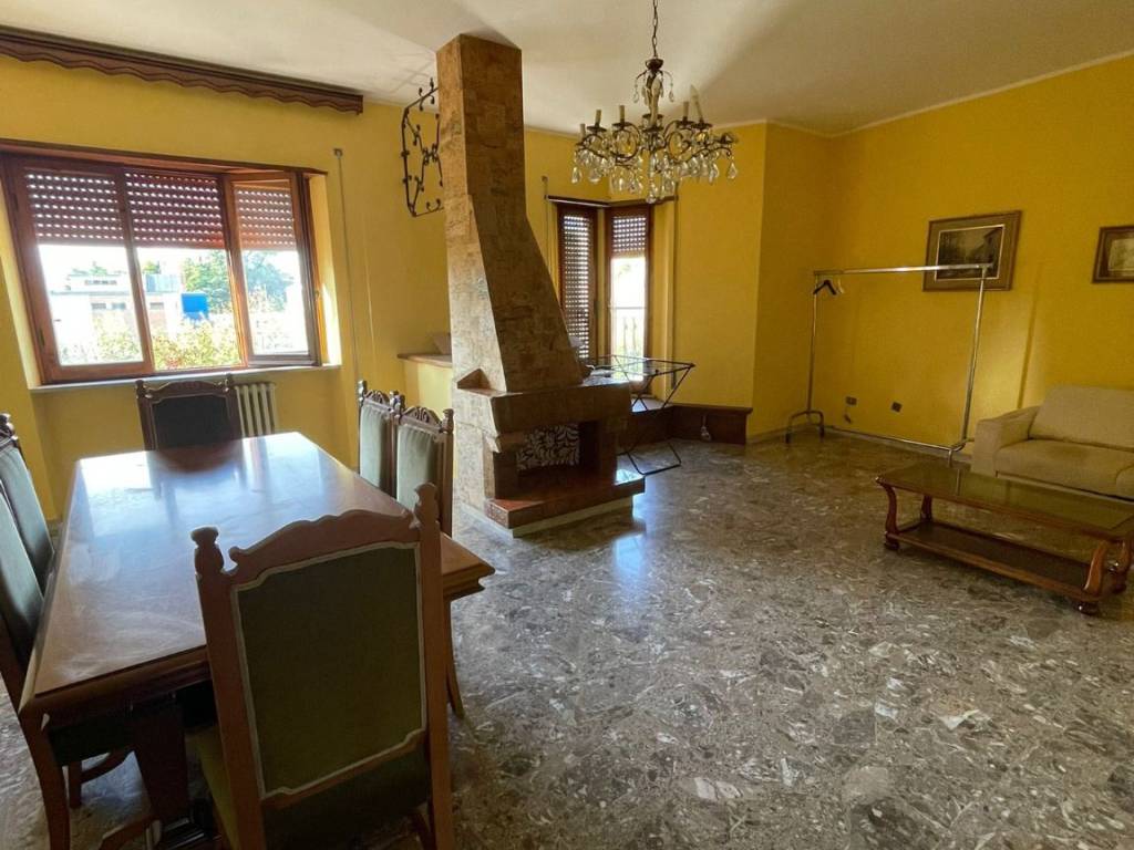 Appartamento a Frosinone in Via Po - Foto 2