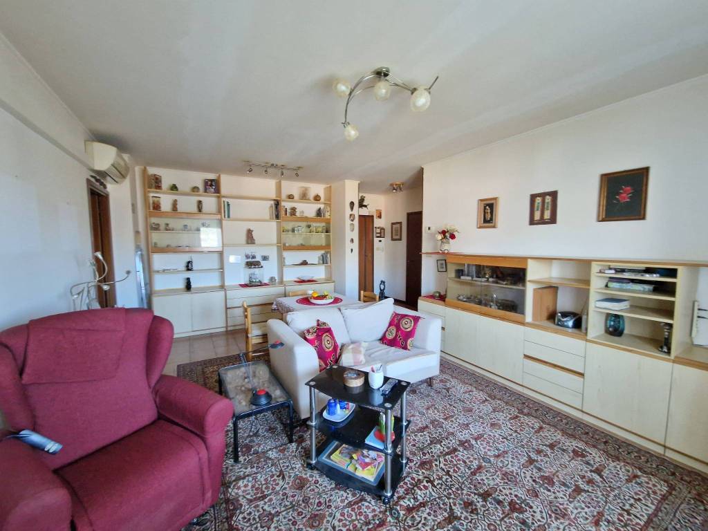 Appartamento a Trieste in Via Arcangelo Corelli, 14 - Foto 4