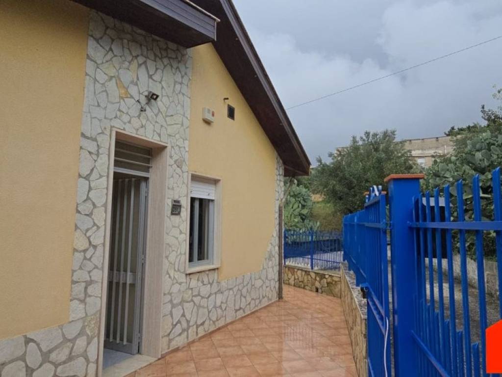 Villa a Alcamo in Zona Sala Panorama - Foto 3