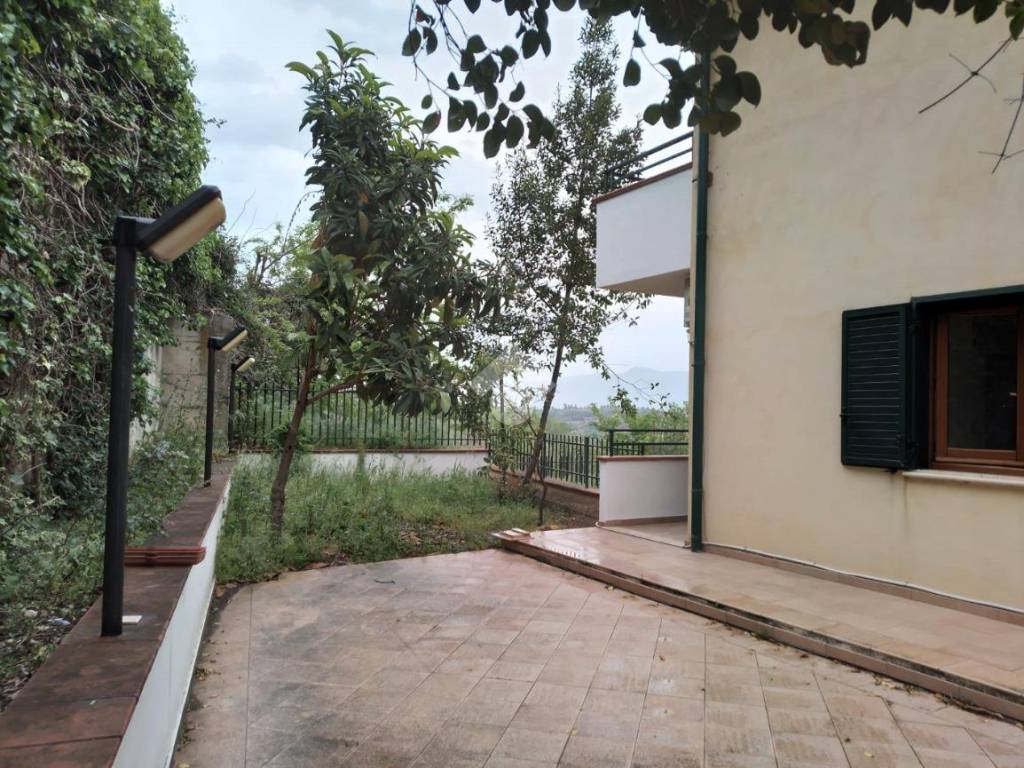 Villa a Castrolibero in Via delle Querce, 14 - Foto 4
