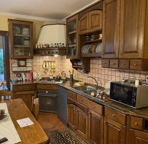 Villa a Sessa aurunca in Via Per Tuoro - Foto 2
