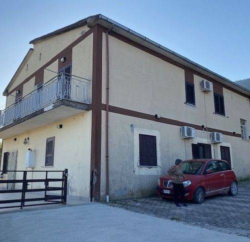 Appartamento a Presenzano in Via Confine 4 - Foto 2