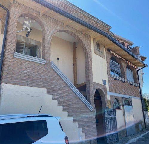 Appartamento a Sessa aurunca in Via Chiesa - Foto 2