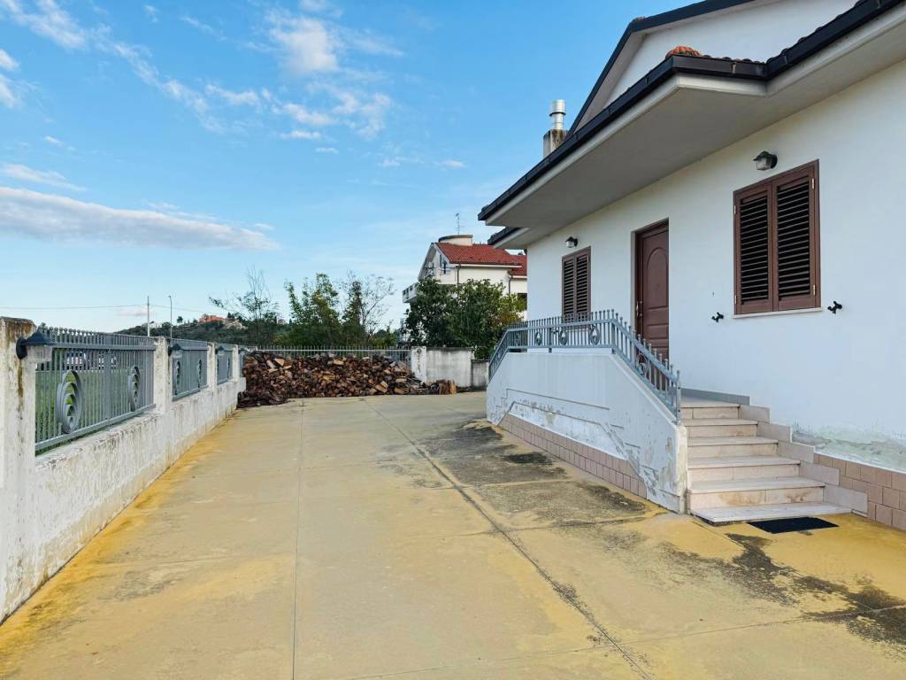 Villa a Picciano in Via Guglielmo Marconi, 57 - Foto 3