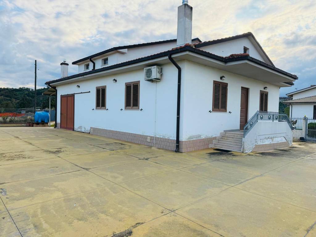 Villa a Picciano in Via Guglielmo Marconi, 57 - Foto 4
