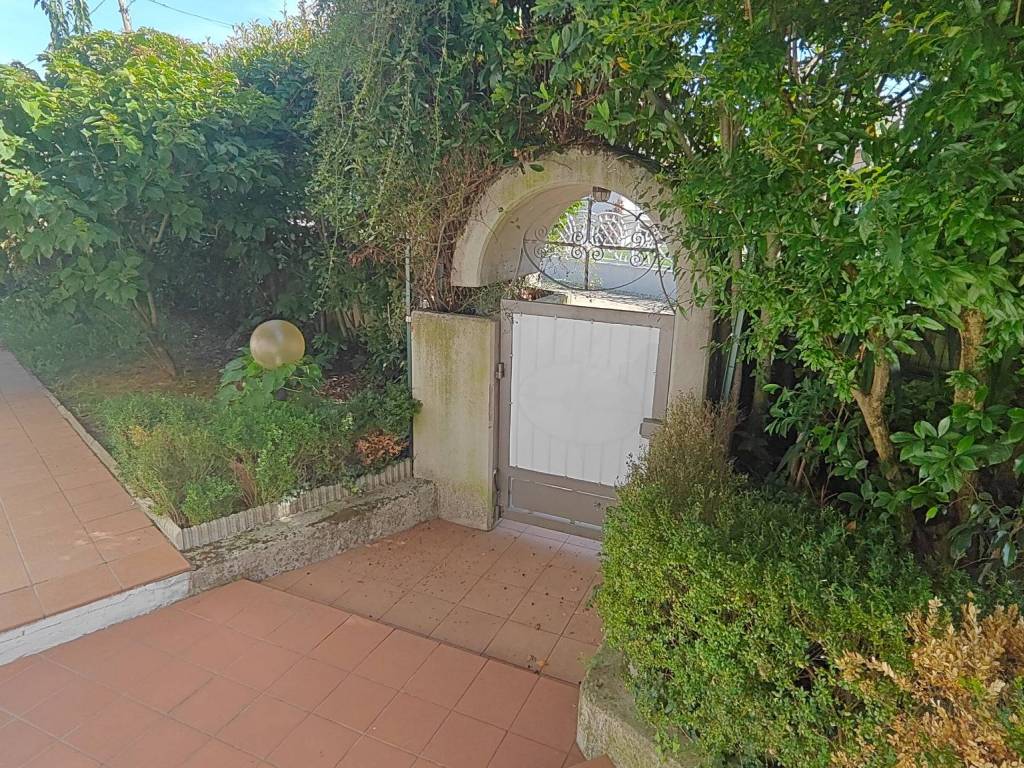 Villa a Cassolnovo in Via Lavatelli, 46 - Foto 4