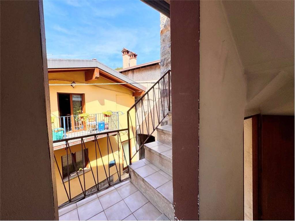 Casa indipendente a Esine in Via Castello, 21b - Foto 2