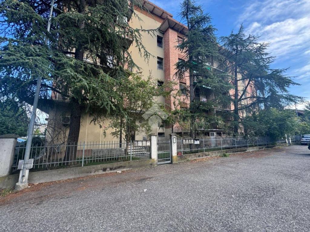 Appartamento a Castelnovo di sotto in Via G. Leopardi, 1 - Foto 3