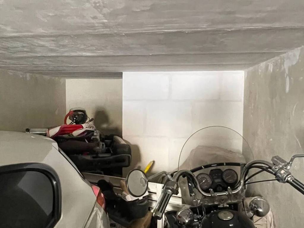 Box / garage a Caltanissetta in Via Gabriele Amico Valenti No Number - Foto 4